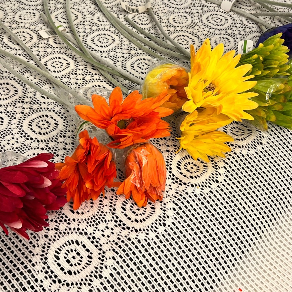 Faux Artificial Flower Large Lot | Gerber Daisies | *SEE NOTE | Colorful - Picture 5 of 12